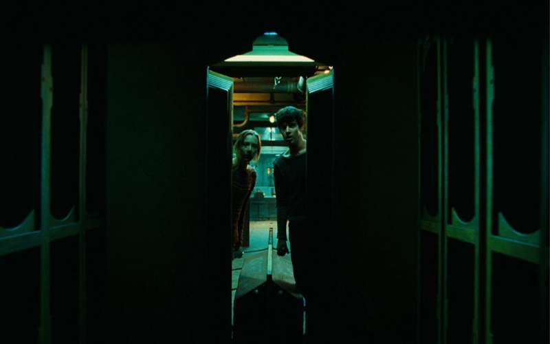 Illustration for article titled New Pics Show What It's Like To Live In The Doomed City Of Ember